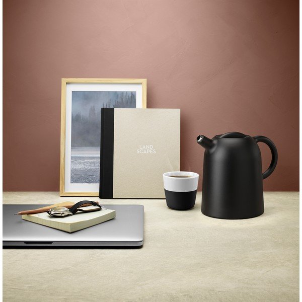 Must vaakumteekann , 1 l Thimble - Eva Solo-image-1