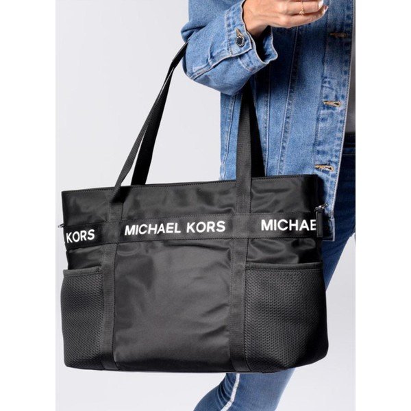 Mustast kangast käekott Michael - Michael Kors-image-1