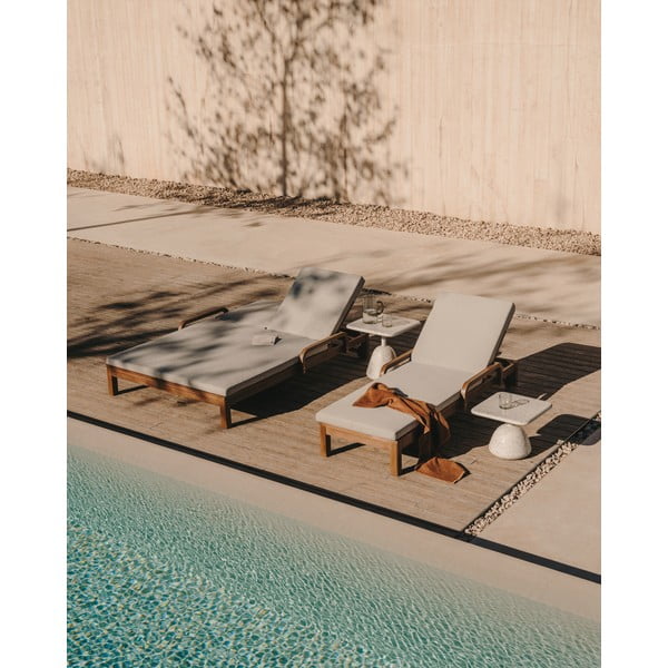 Valge-puiduvärvi puidust aia lamamistool Turqueta - Kave Home-image-1