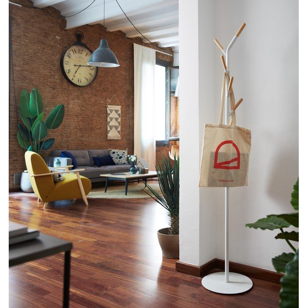 Valge mantlihoidja Bren - Kave Home-image-1