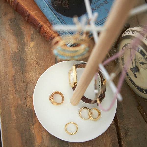 Valge ehete statiiv pöögipuust detailidega Oksas Tosca - YAMAZAKI-image-2