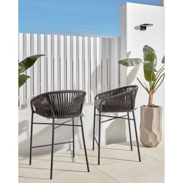 Must metallist aia baaritool Yanet - Kave Home-image-2