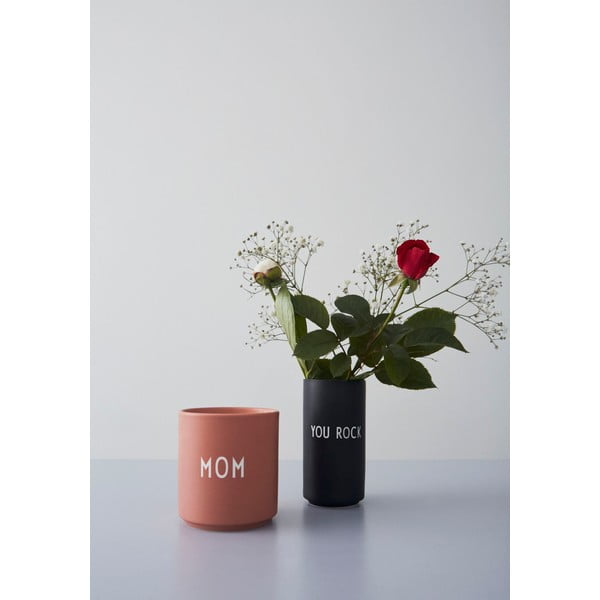 Roosa-beež portselanist kruus 300 ml Mom – Design Letters-image-1