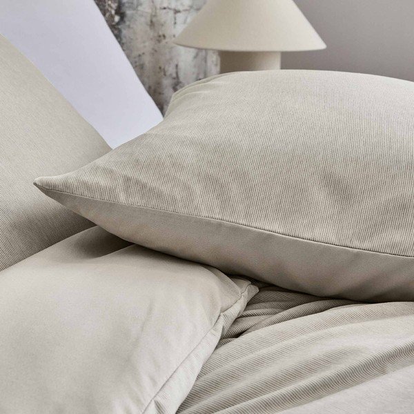 Beež kaheinimese/pikendatud mikrokiust voodipesu 240x220 cm Azura - douceur d'intérieur-image-1