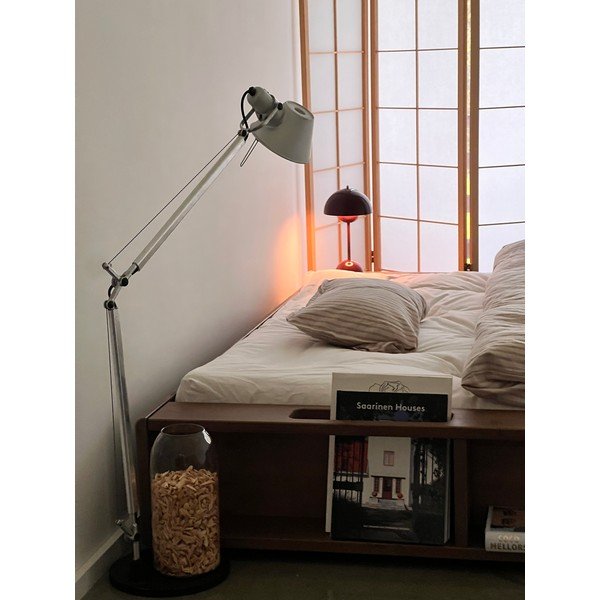 Pruun kaheinimesevoodi männipuidust, mille mõõdud on 180x200 cm. Ziggy - Karup Design-image-4