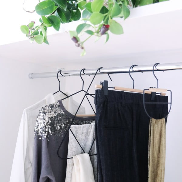 Komplekt 2 musta riidepuude riputajat puidust detailiga Frosted - Compactor-image-4