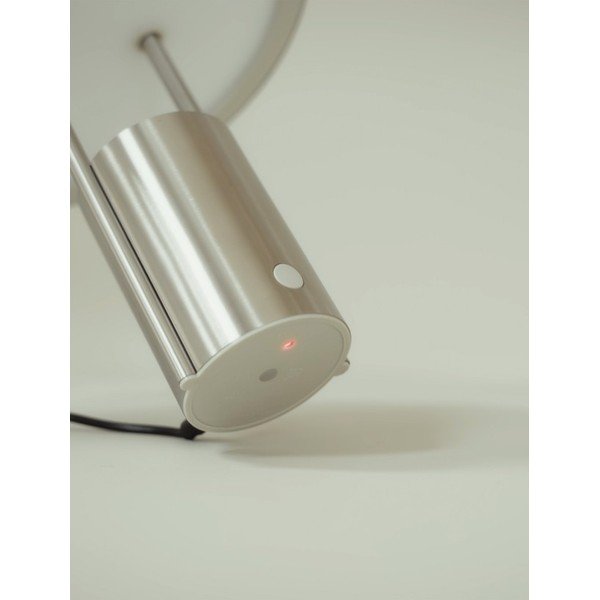 Plastikust LED-laualamp hämardatava valgusega hõbedases värvitoonis (kõrgus 25 cm) Pier - Stelton-image-4