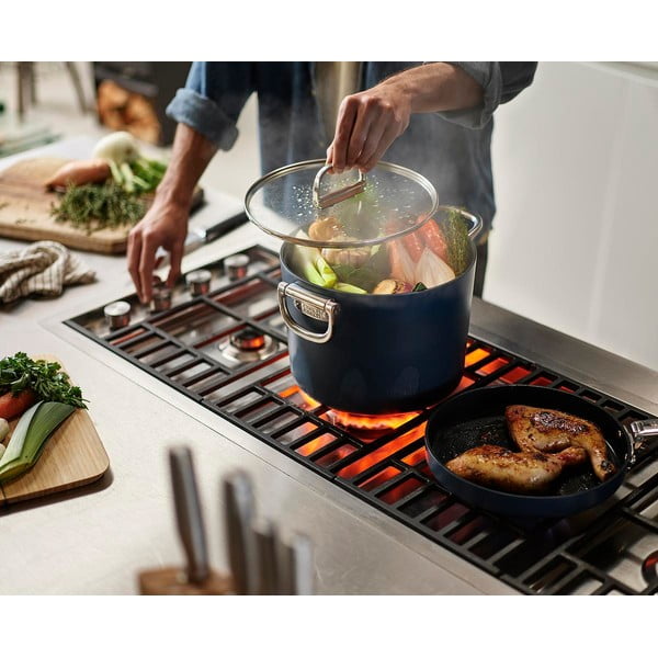 Alumiiniumist pott kaane/mittenakkuva pinnaga induktsioonpliidile Space - Joseph Joseph-image-1