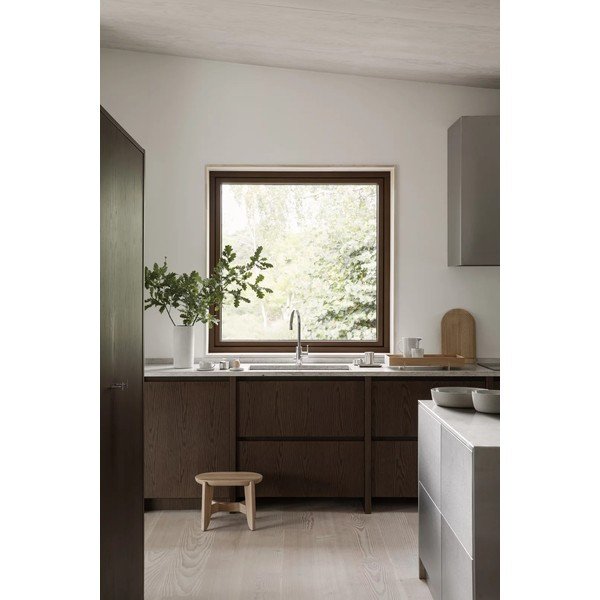 Naturaalset värvi tammepuidust jakkar Eli - Blomus-image-3