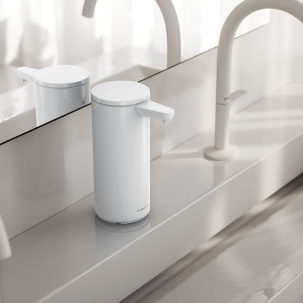 Valge kontaktivaba metallist seebidosaator 266 ml - simplehuman-image-2