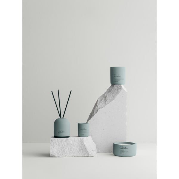 Lõhnastatud sojaküünal, põlemisaeg 24 h Fraga: Basil & Bergamot – Blomus-image-1