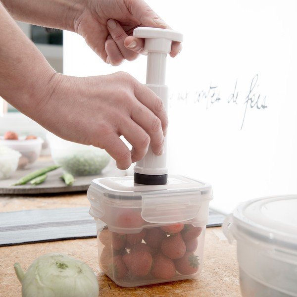 4 toidupäästekarbi ja vaakumpumba komplekt, milles on 4 toidupäästekarbi ja vaakumpump Flavia - Compactor-image-1