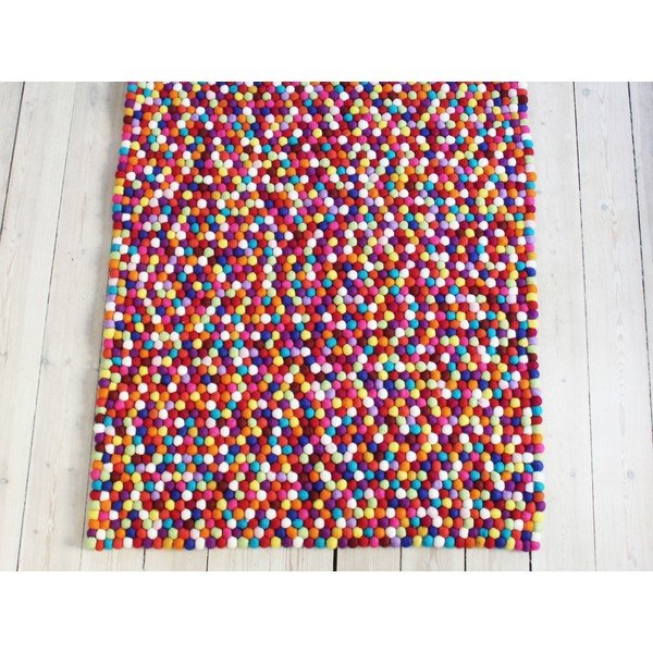 Tumepunane pallivillane vaip , 100 x 150 cm Ball Rugs - Wooldot-image-1