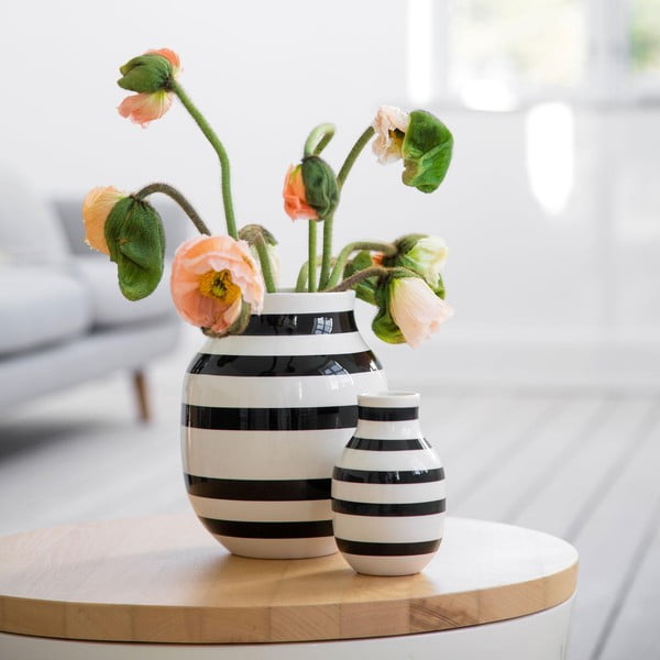 Must-valge kivivara vaas , kõrgus 20 cm Omaggio - Kähler Design-image-1