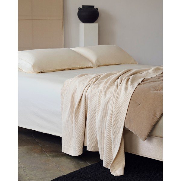 Beež polsterdatud kaheinimesevoodi 150x190 cm Ofelia - Kave Home-image-2