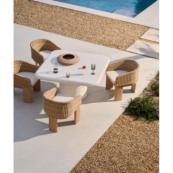 Betoonist aiasöögilaud 135x135 cm Addaia - Kave Home-image-1