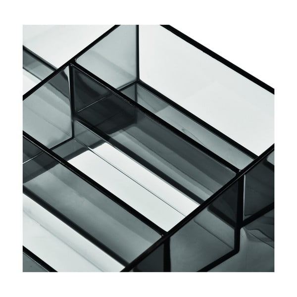 Matt must kosmeetikatoodete korraldaja vannitoas, mis on valmistatud taaskasutatud plastikust Nail Station - iDesign-image-4