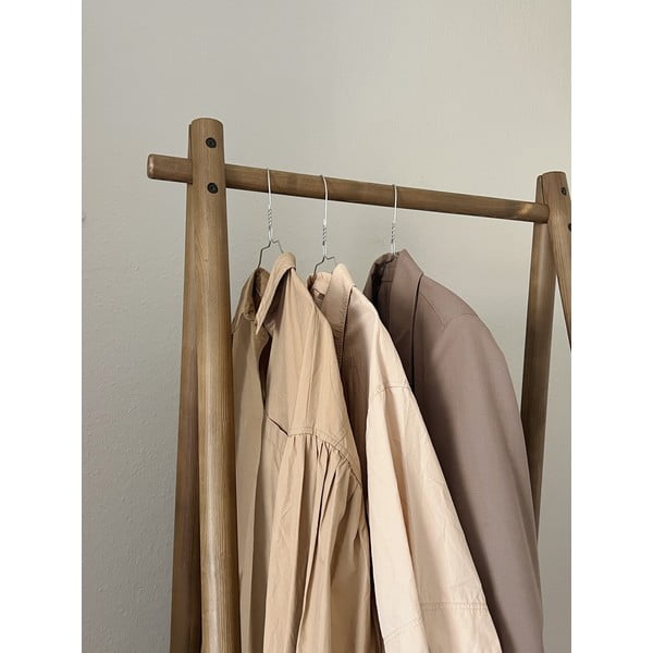 Pruunist männipuidust riietehoidja Hongi - Karup Design-image-1