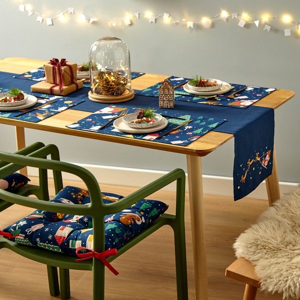 Riidest taldrikut 2 tk jõulumotiiviga 30x46 cm Santa's Christmas Wonderland - Catherine Lansfield-image-2