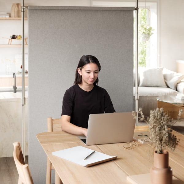 Hõbedane terasest kardinat eraldav raam Anywhere – Umbra-image-3