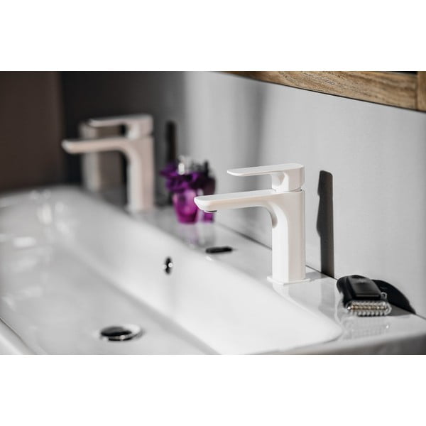 Valge segisti Spy - Sapho-image-1