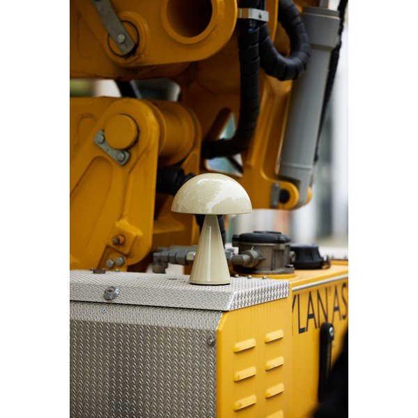 Kreem LED dimmerdatav laualamp (kõrgus 20 cm) Mush - Hübsch-image-2