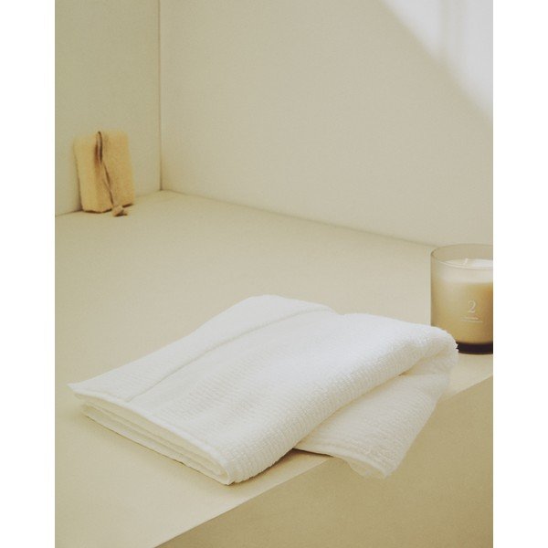 Valge frotee-puuvillane rätik 30x50 cm Olvira - Kave Home-image-1