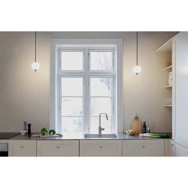 Messingivärvi metallist LED-rippvalgusti klaasist varjuga ø 12 cm Audrey - UMAGE-image-1