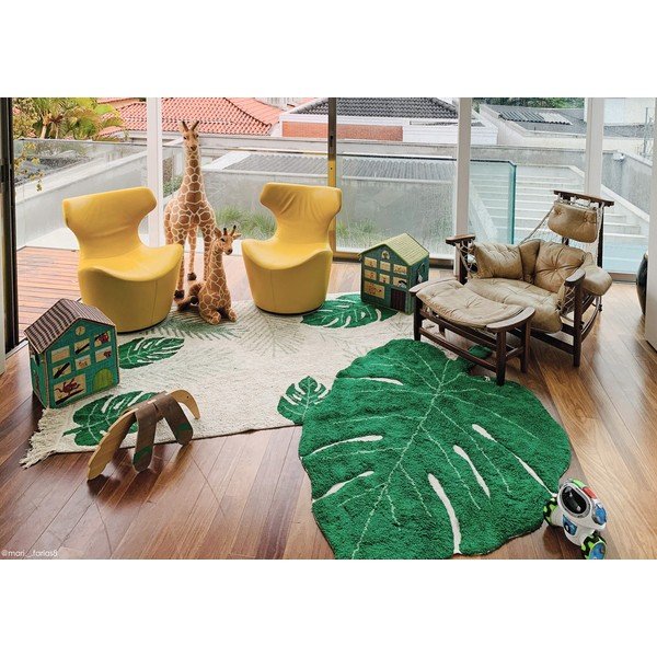 Tumeroheline pestav käsitsi kootud puuvillane laste vaip 120x180 cm Monstera Leaf - Lorena Canals-image-4