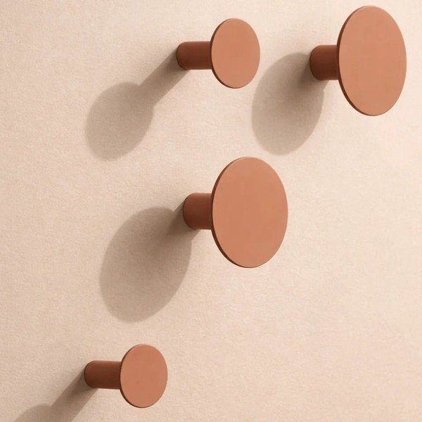 Pruunid seinakonksud 4-osalise komplektiga Ponto - Blomus-image-1