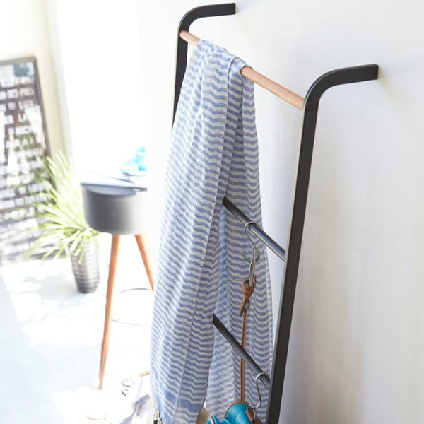 Must dekoratiivne redel pöögipuidust detailidega redel Tower - YAMAZAKI-image-2