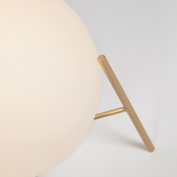 Valge ja kuldse klaasvarjundiga laualamp (kõrgus 22 cm) Seina - Kave Home-image-3