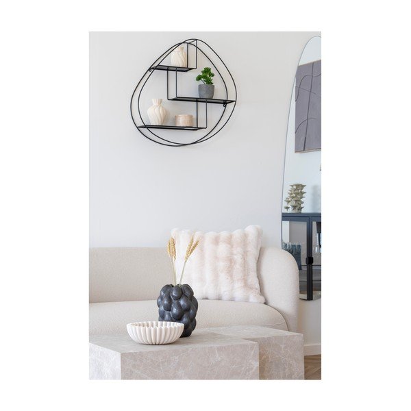 Kunstkarusnahast dekoratiivpadi 45 × 45 cm Galena – House Nordic-image-1