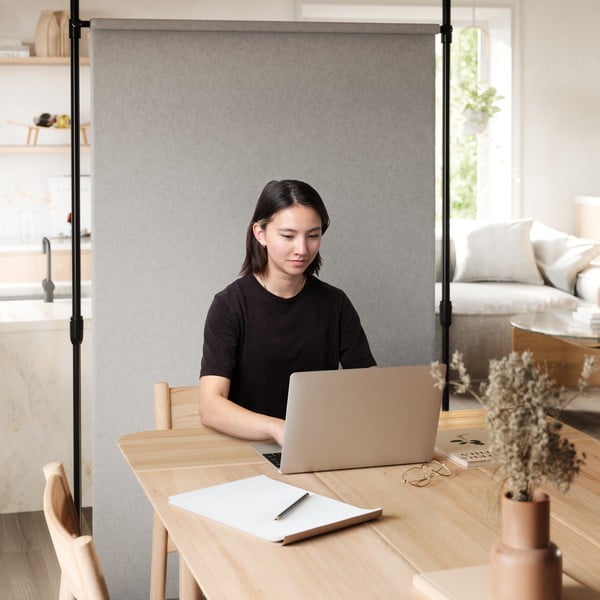 Mattmust terasest kardinat eraldav raam Anywhere – Umbra-image-4