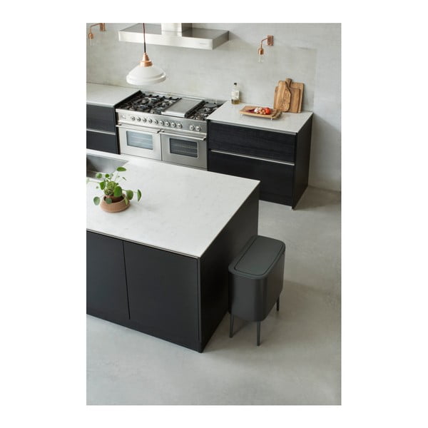 Matt must puutetundlik terasest prügikast 36 l Bo Touch Bin – Brabantia-image-3
