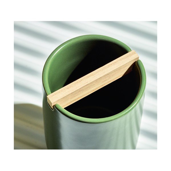 Roheline keraamiline tass hambaharjade jaoks Eco Vanity - iDesign-image-4