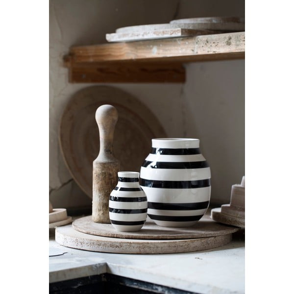 Must-valge kivivara vaas , kõrgus 12,5 cm Omaggio - Kähler Design-image-2