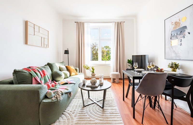 Funktsionaalne ja hubane interjöör, mida ühendavad värvid