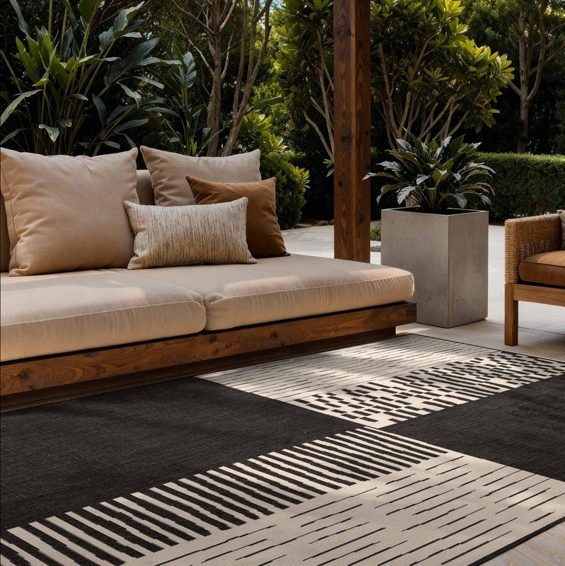 Inspiratsioon: Õues, Õueala