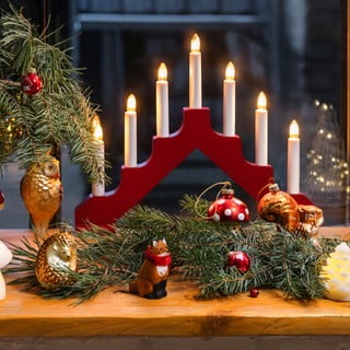 Valgustatud jõuluküünla hoidjad