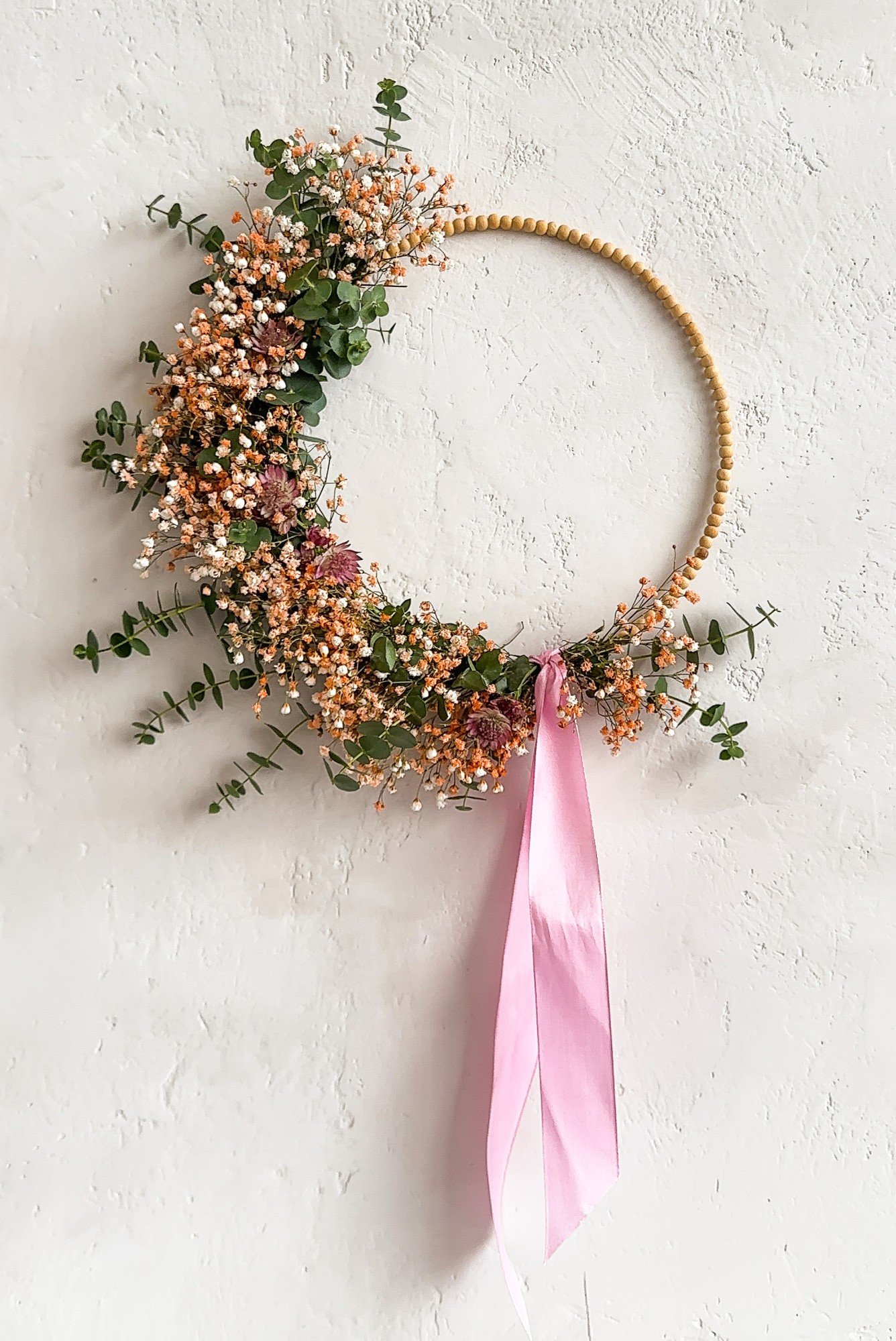 Kevadpärg helmestest alusel