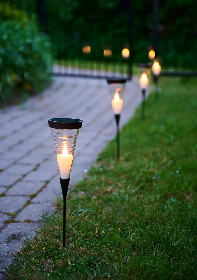 Maasisesed valgustid